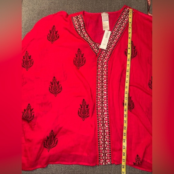 NWT Chico's Women’s Mirror Trim Poncho Tribal V Neck Size S/M Maraschino Cherry - Picture 9 of 9
